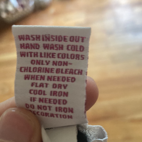 Candie’s Black Beaded Loose Camisole Top - Picture 6 of 6